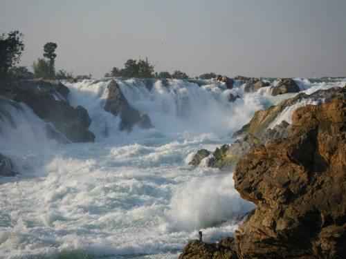 ТОП 10 самых больших водопадов в мире - Водопад Кхон