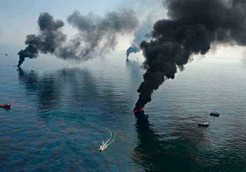 разлив нефти в океан